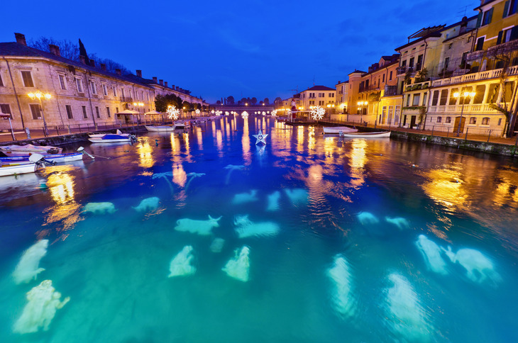 Unterwasser-Weihnachtskrippe in Peschiera